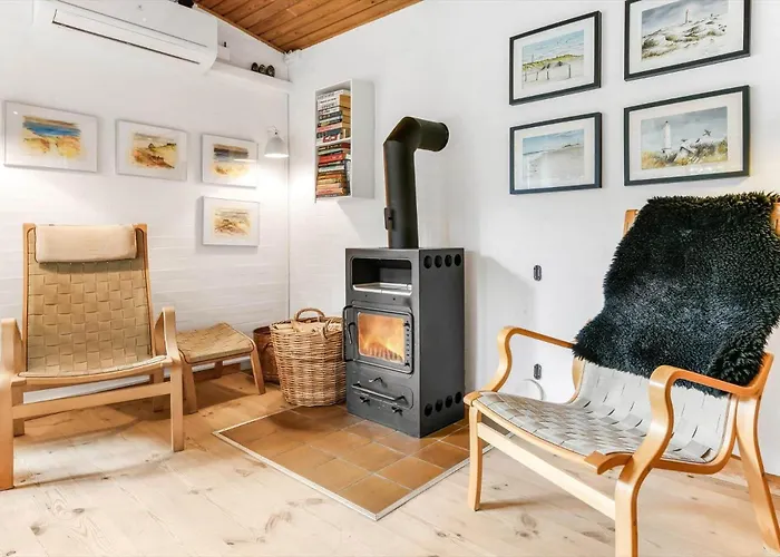 Bv411-blavand-mollehusvej-54 بيت للعطل *